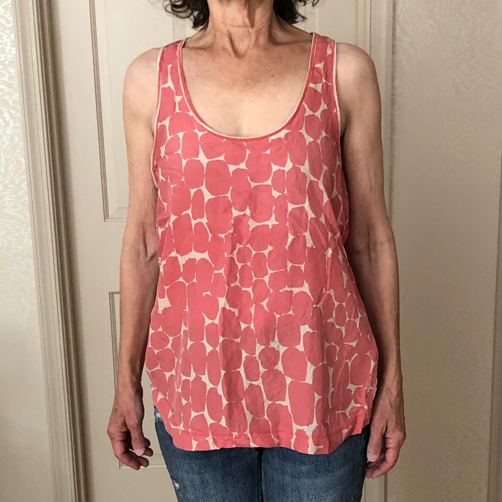 Banana Republic silk-front sleeveless blouse